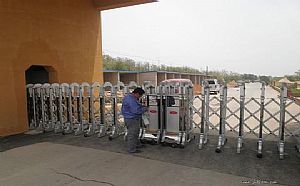 供應(yīng)大興區(qū)維修伸縮門 控制器檢測裝置-金屬門|門|建筑、建材&ndash;光波網(wǎng)